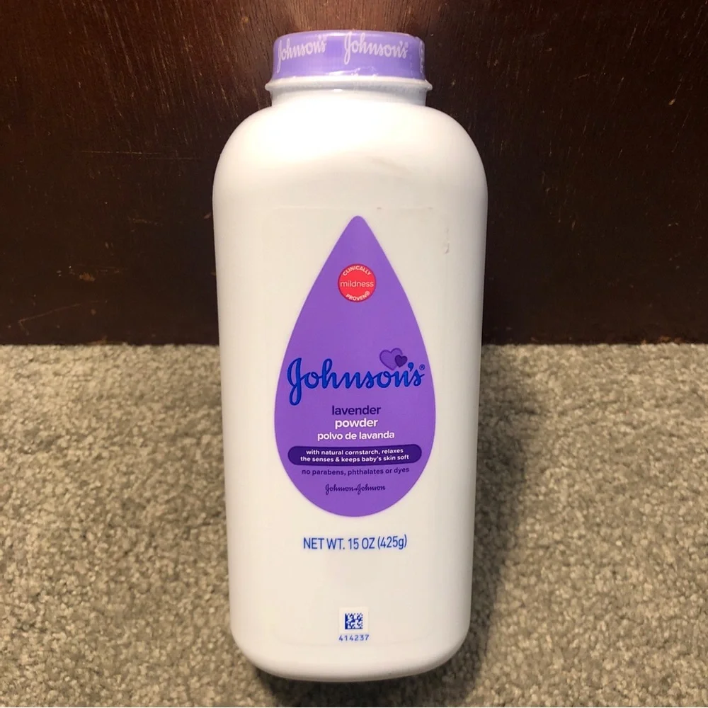 Johnson’s Lavender Powder Baby Powder Relaxing w/ Cornstarch, 15oz